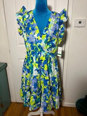 NWT TAYLOR Floral Mini Dress Women’s Large